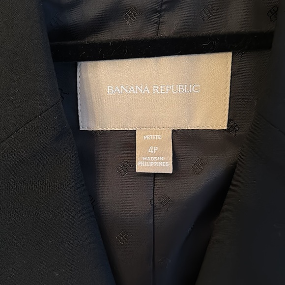 Banana Republic Classic Wool Blazer - Picture 2 of 8